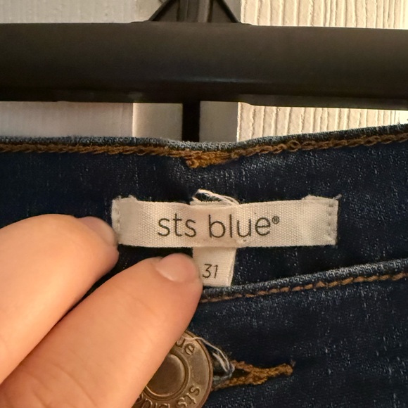 STS Blue Jeans - Picture 2 of 2